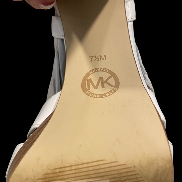Michael Kors, Annalise, leather heels - Picture 8 of 11